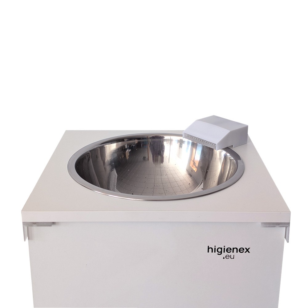 Interchangeable Covers for “Clic Cascade” Faucet